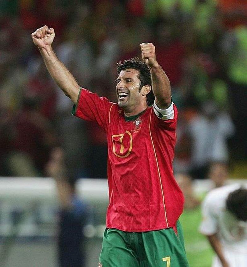 Perjalanan Karir Luis Figo: Dari Bintang Muda hingga Legenda Sepak Bola